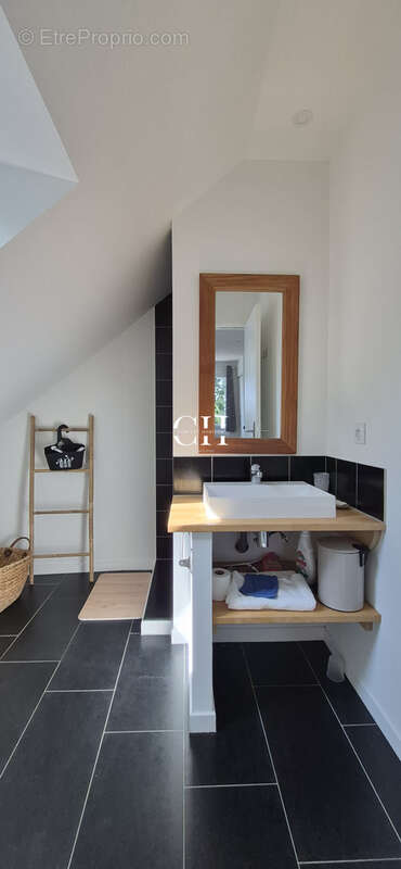 Propriété en pierre de 249 m2   Habitation, Gîte & Espace Pro à Hénon - photo 14