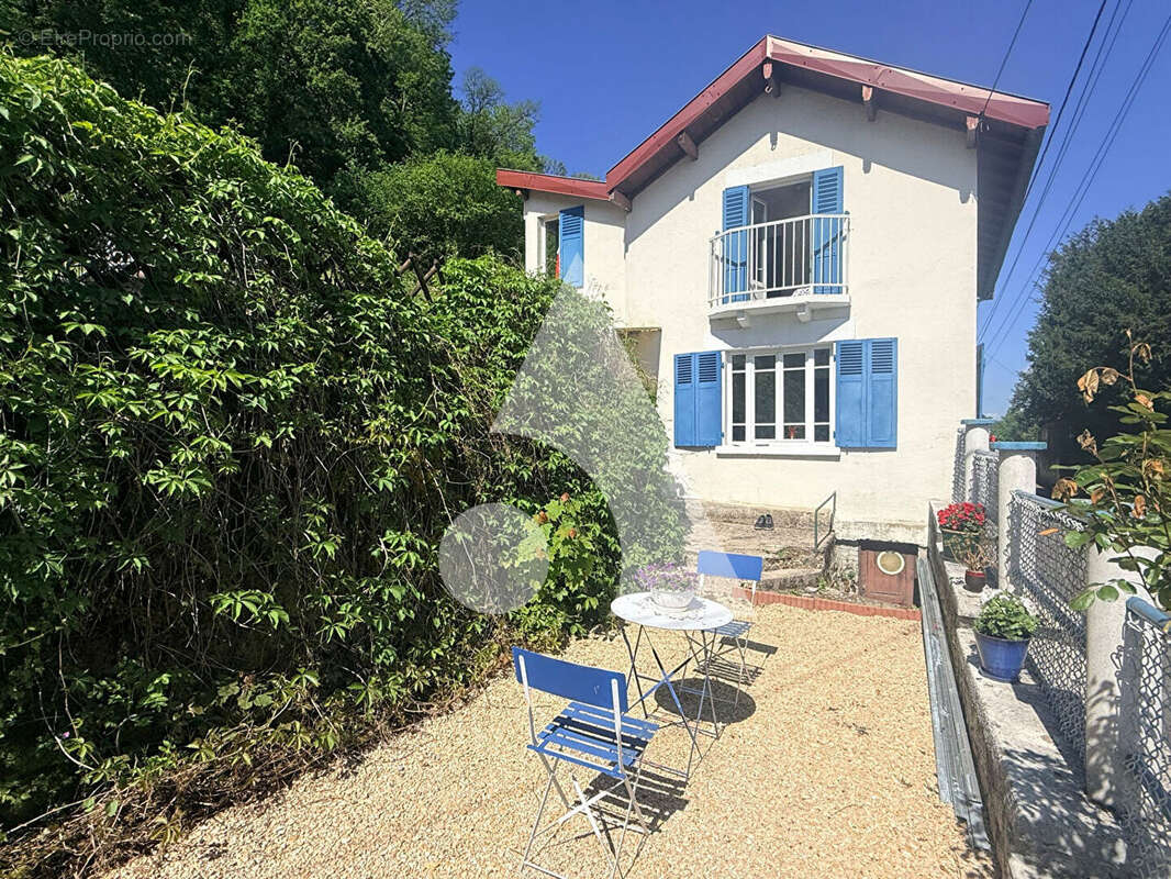 Maison à SAVONNIERES-DEVANT-BAR