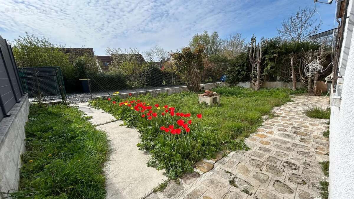 Maison à FONTENAILLES