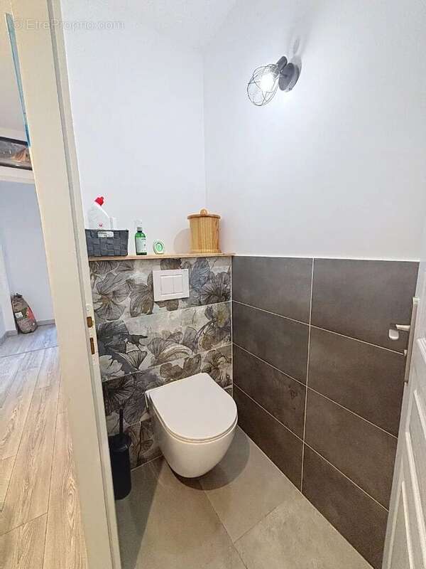 Maison à PARENTIS-EN-BORN