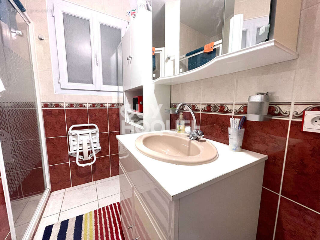 Maison T4 de 93 m²  hab. avec piscine - photo 12