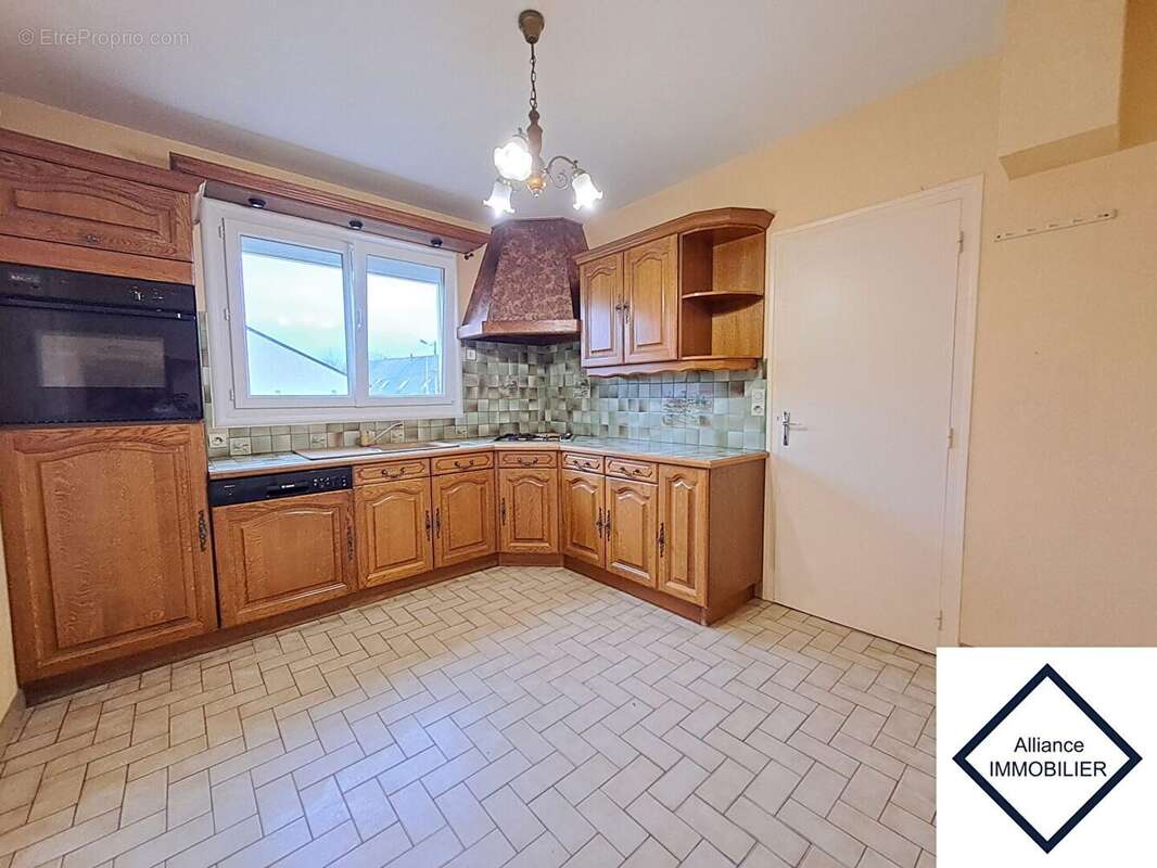 Maison à MONTAUBAN-DE-BRETAGNE