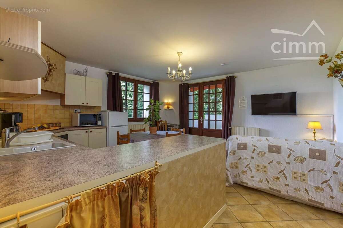 Maison à LES ABRETS