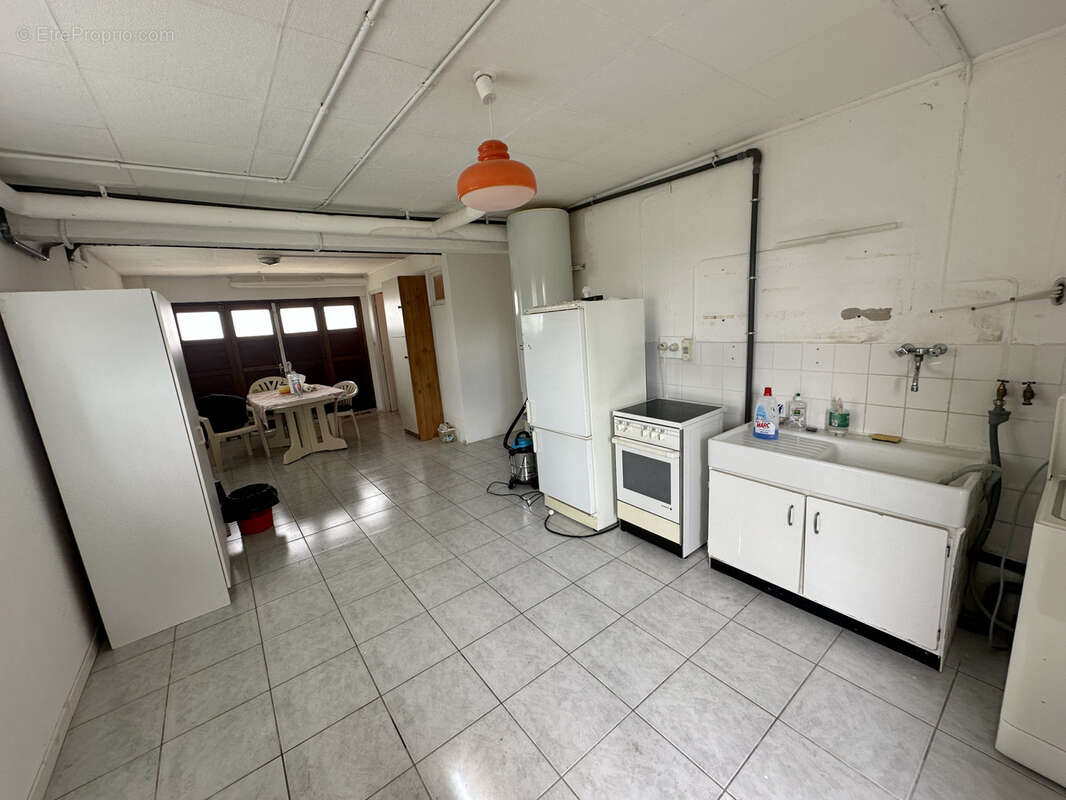 Trédarzec   Maison familiale 5 chambres avec potentiel de logement indépendant   Terrain de 1 120 m2 - photo 15