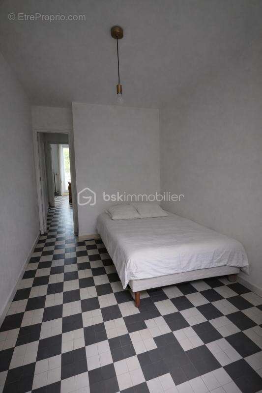 Appartement à BOURG-SAINT-ANDEOL