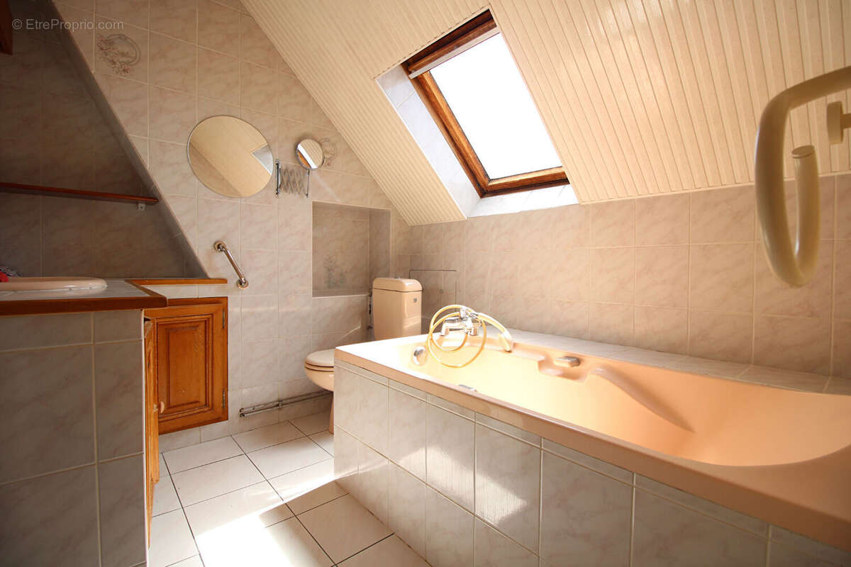 Maison à SARTROUVILLE