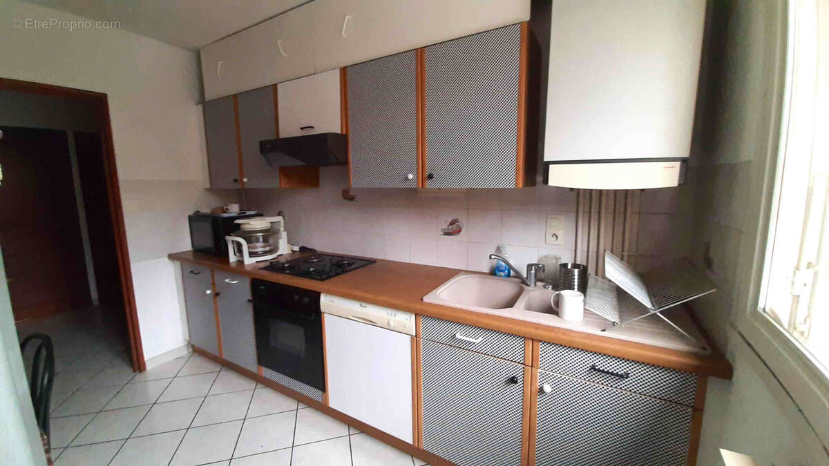 Appartement à SAINT-ETIENNE
