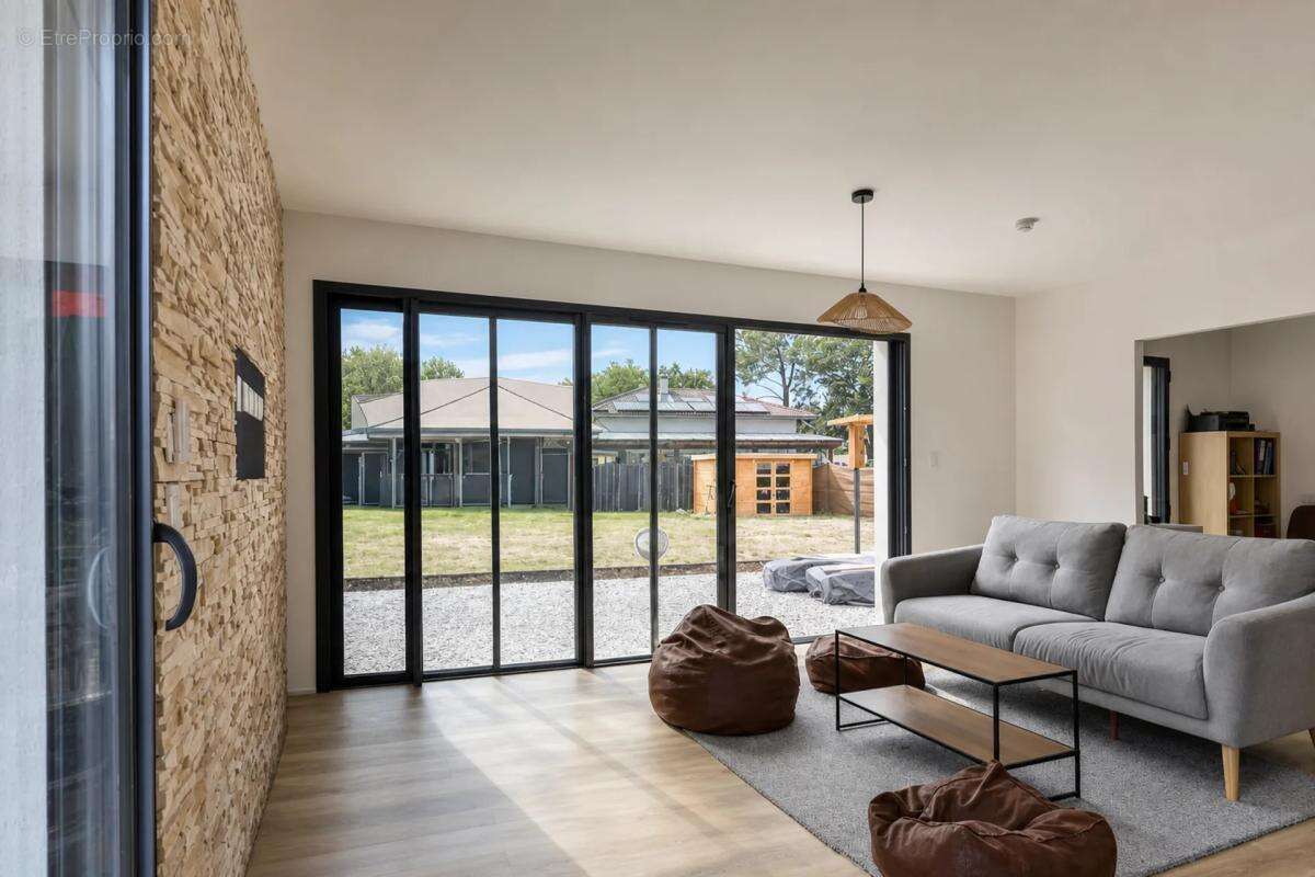Maison contemporaine de 2023 – 81 m² – Prestations modernes - photo 3