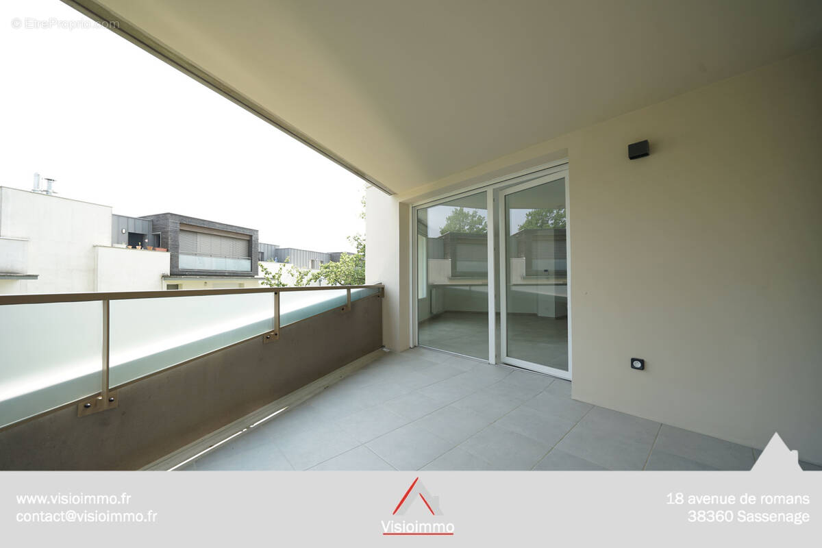Appartement à MEYLAN