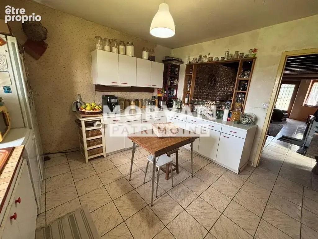 Maison avec dépendances et terrain - photo 6
