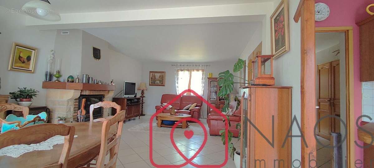 Belle Maison de 135m² 4 Chambres + bureau + Sous-sol complet + 1500m² de terrain. - photo 3