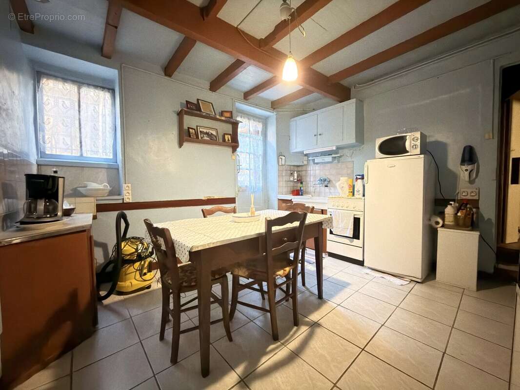 Maison à VERTEUIL-SUR-CHARENTE