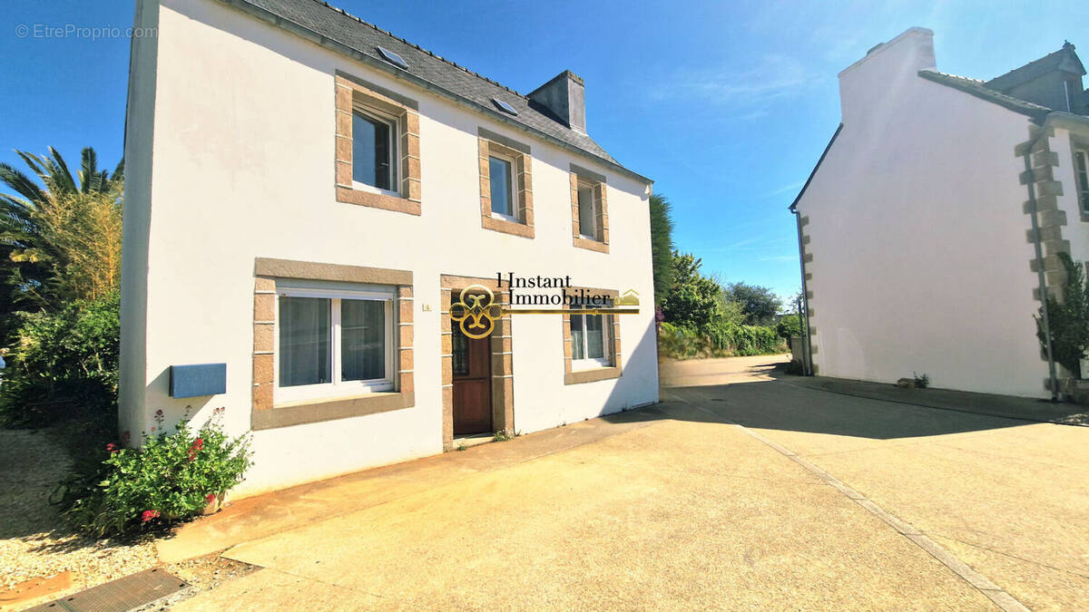 Maison à PLOUGASNOU