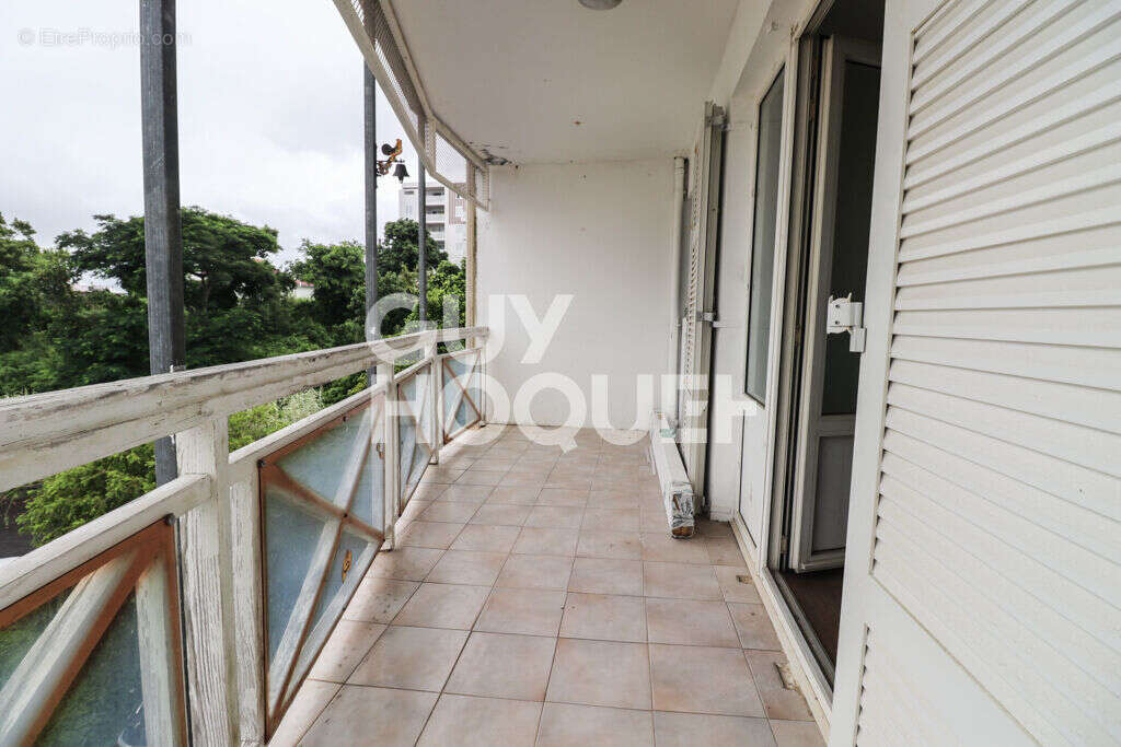 Appartement à SAINT-DENIS