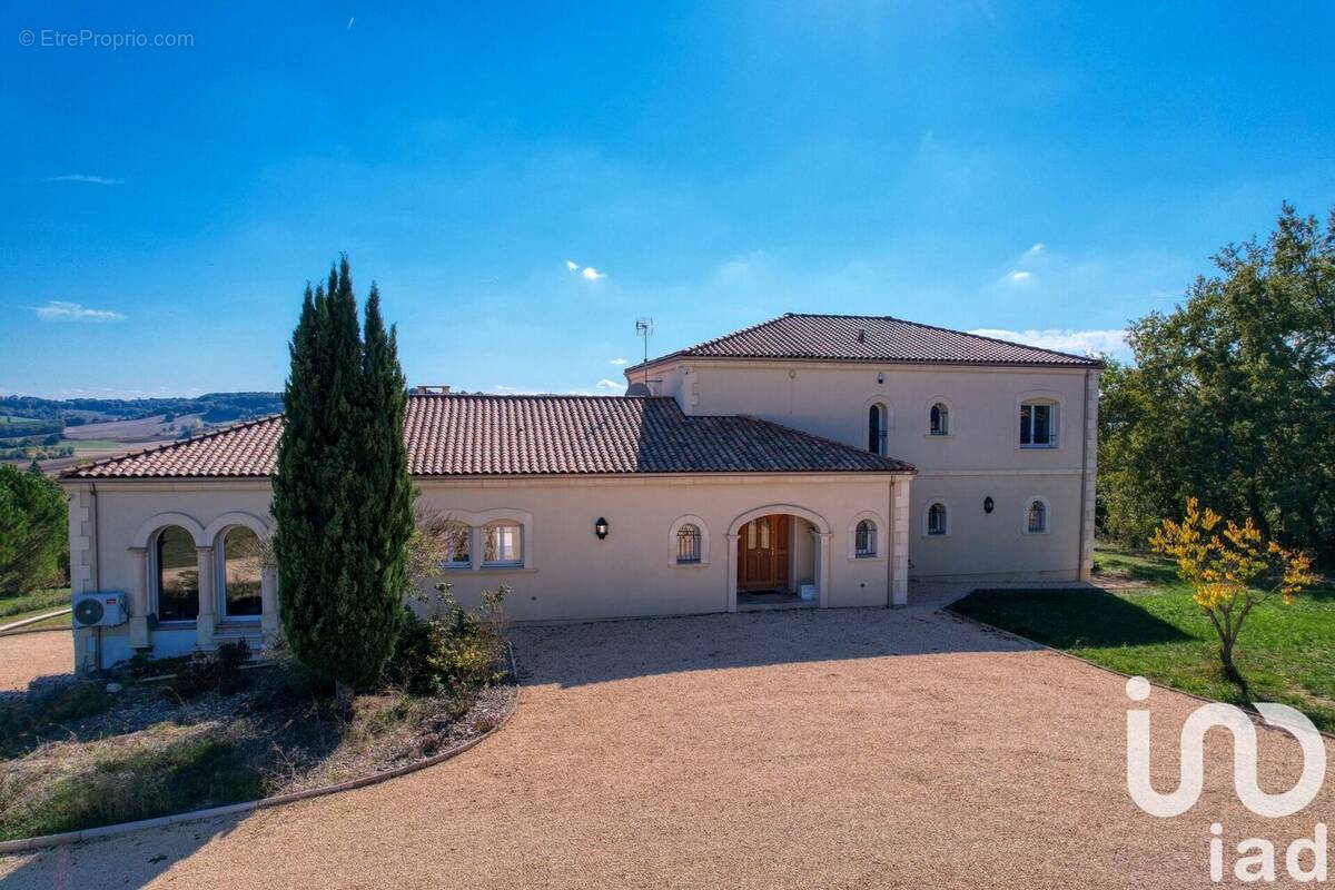 Photo 1 - Maison à SAINTE-LIVRADE-SUR-LOT