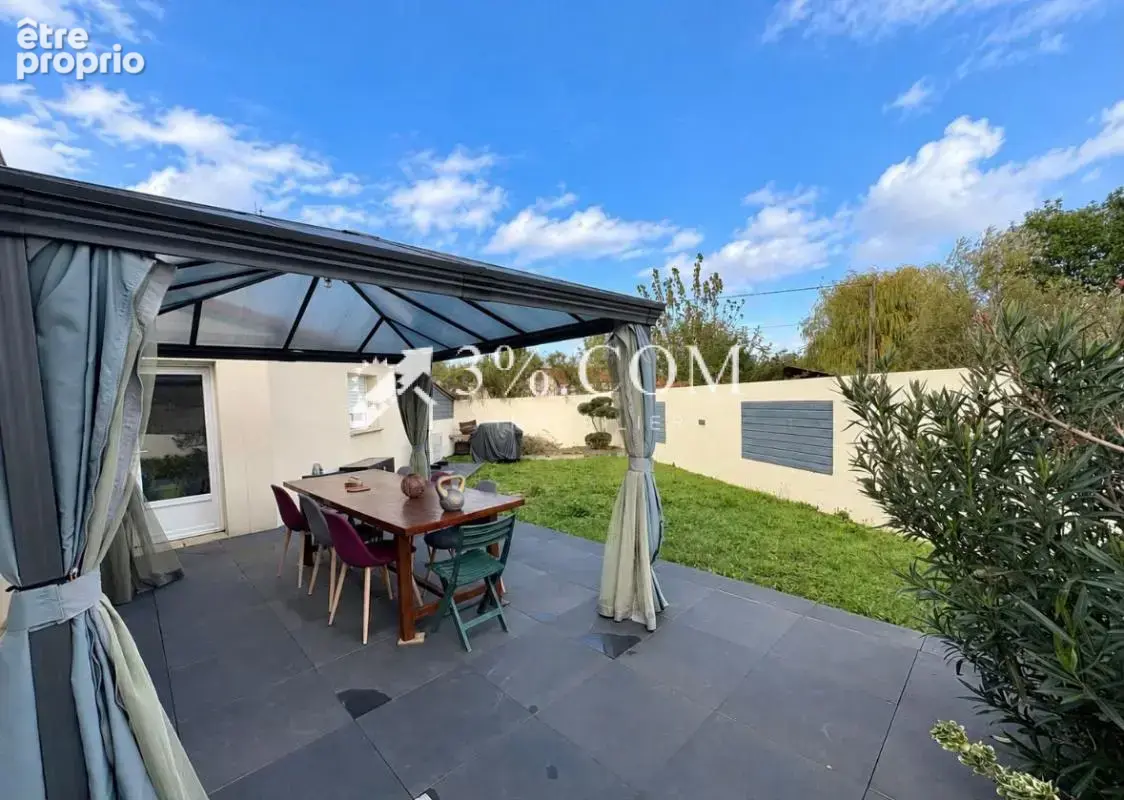 Maison familiale avec piscine et beau potentiel ! - photo 20