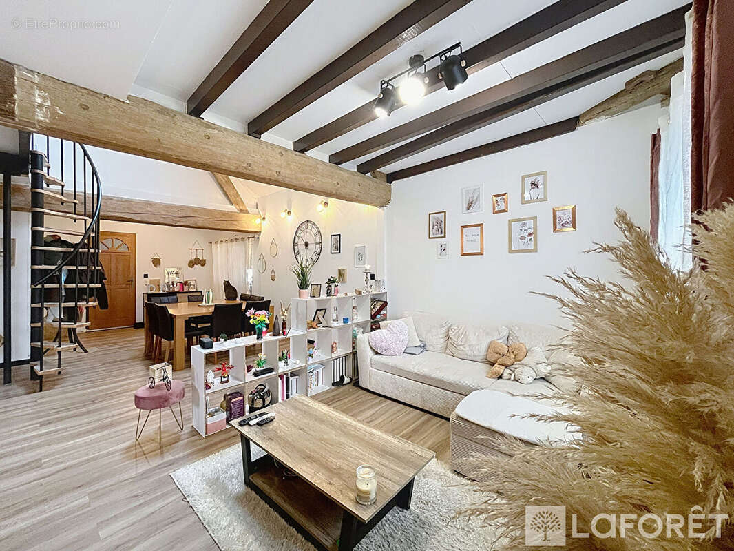 Appartement à LES ABRETS