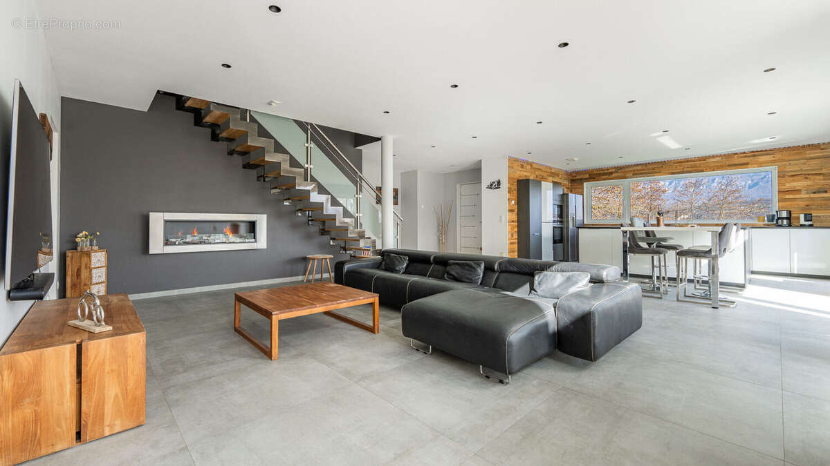 Maison à LE BOURGET-DU-LAC