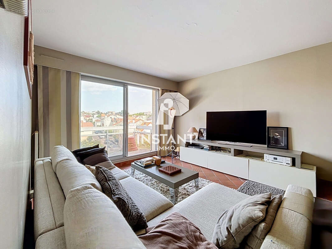 Appartement à NOGENT-SUR-MARNE