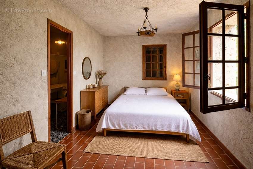 Maison à DURFORT-ET-SAINT-MARTIN-DE-SOSSENAC