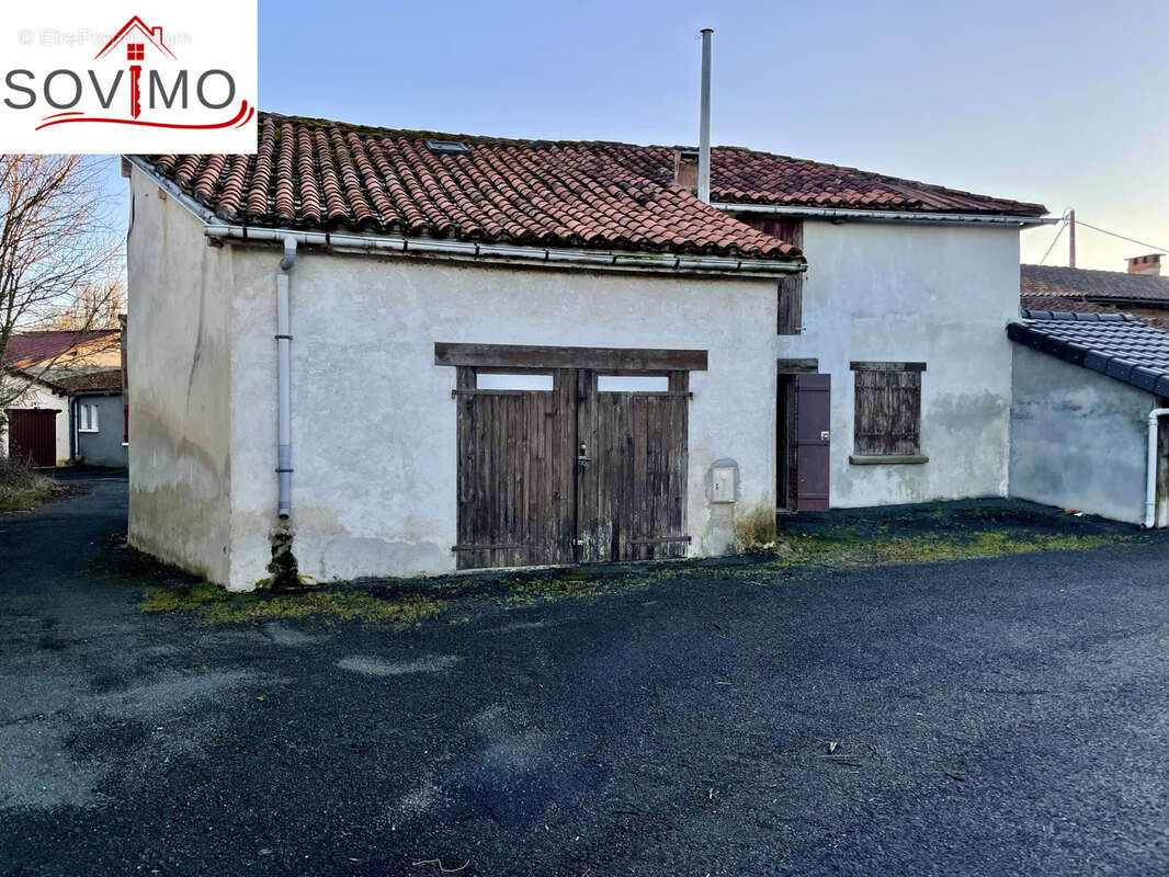 Maison à GAJOUBERT