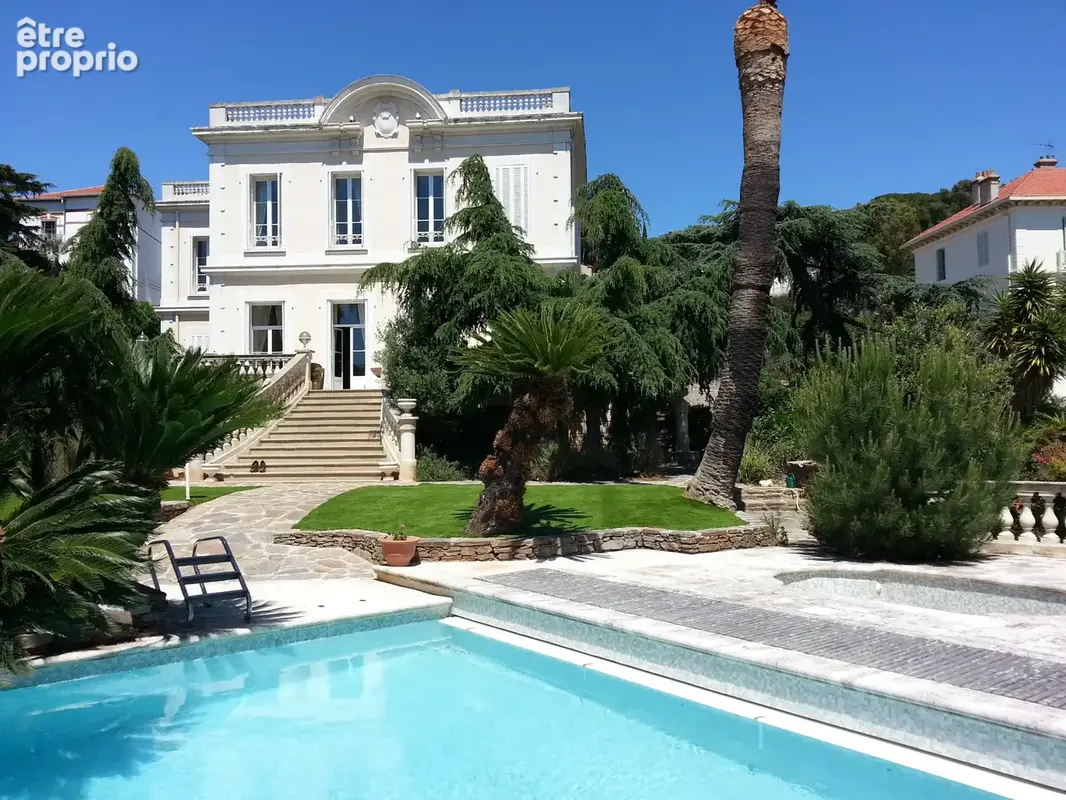 Hyeres centre ville - villa d'exception avec vue mer panoramique - photo 2