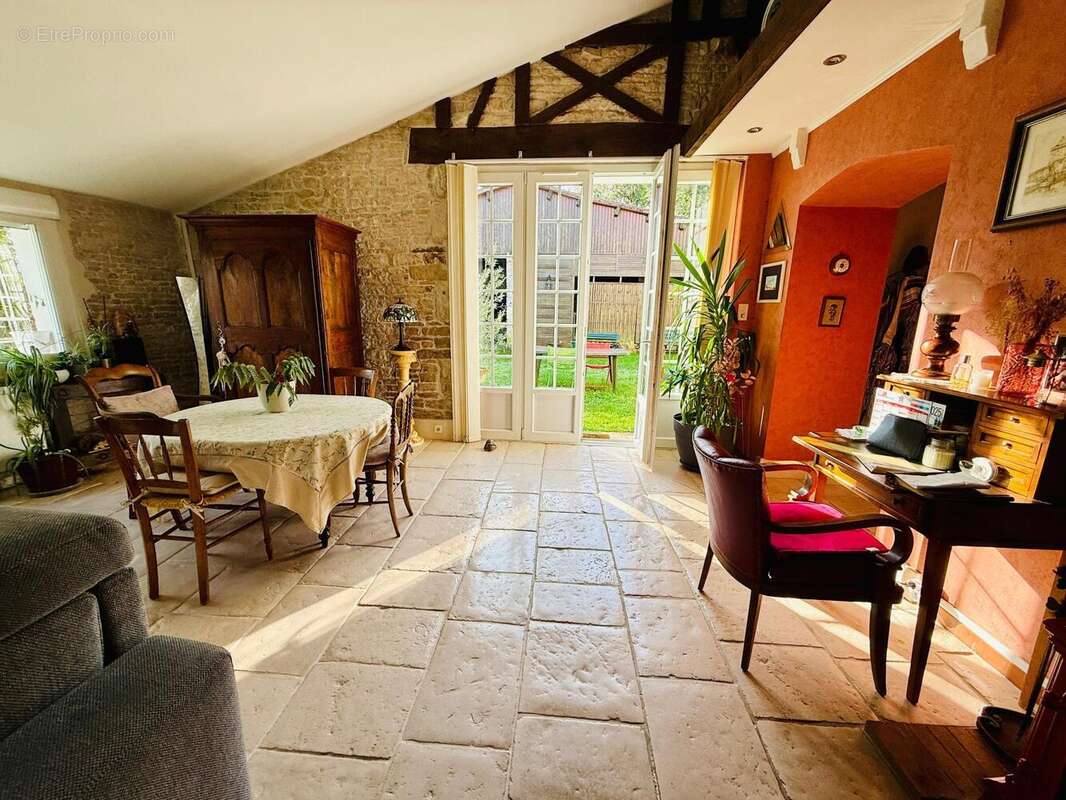 Photo 2 - Maison à BENON