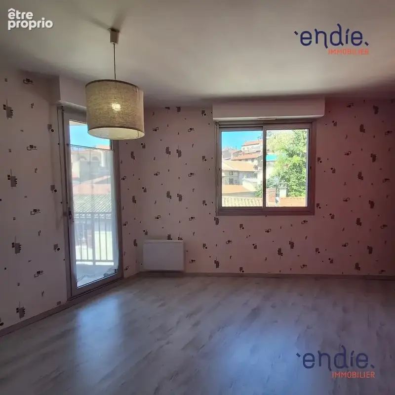 Appartement 5 pièces 87 m² à vendre à Thiers (63300) - photo 7