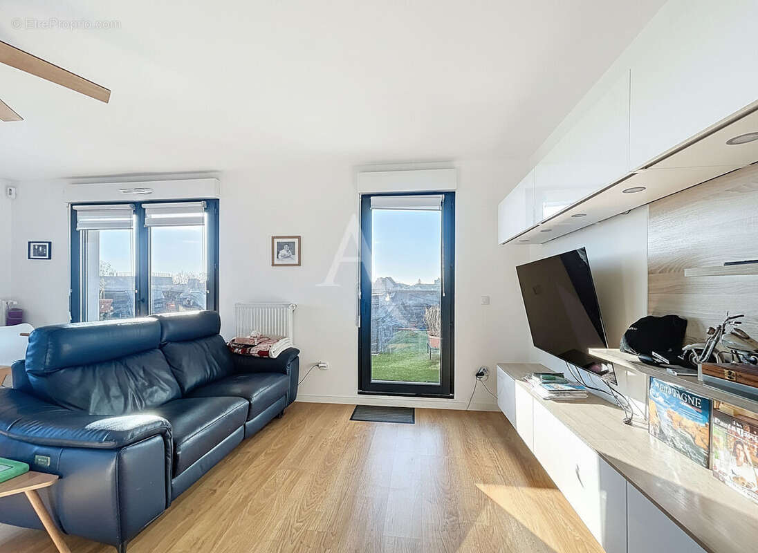 Appartement à COLOMBES