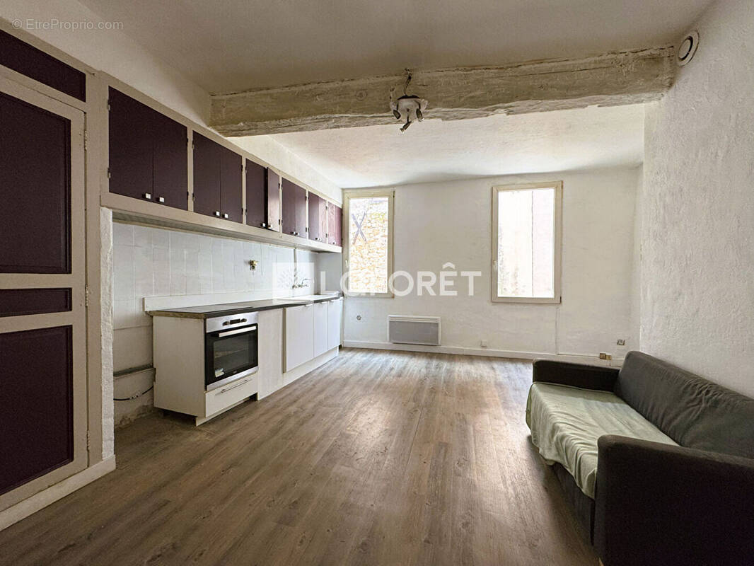 Appartement à SAINT-MAXIMIN-LA-SAINTE-BAUME