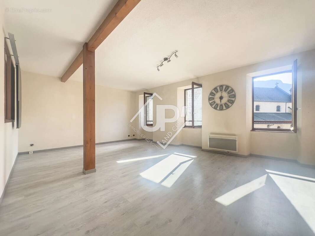 Appartement à THONES