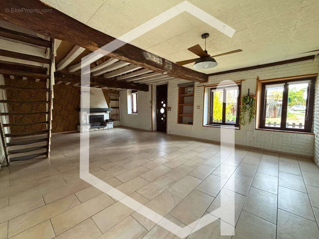 Maison à COSNE-COURS-SUR-LOIRE