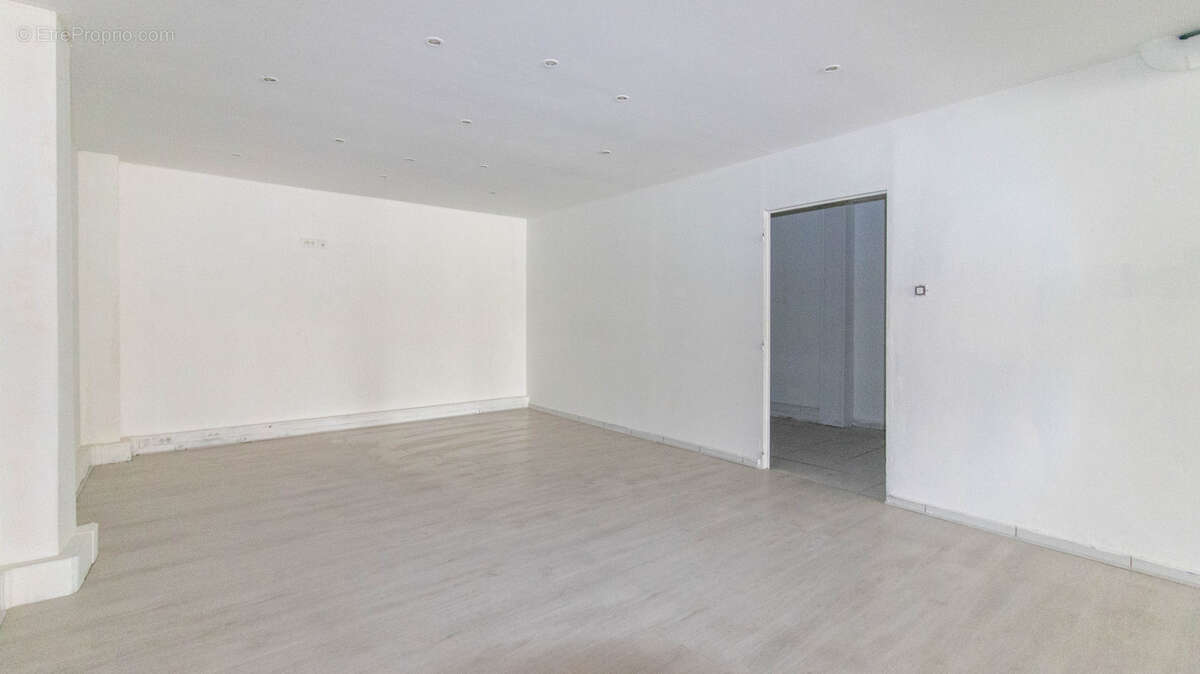 Commerce à CHARLEVILLE-MEZIERES