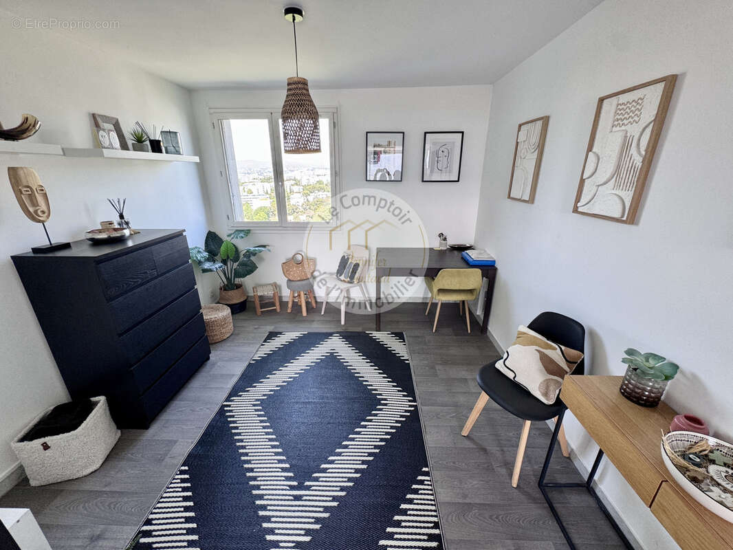 Appartement à MARSEILLE-9E