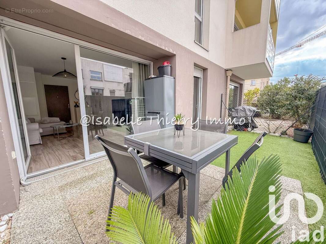 Photo 2 - Appartement à MONTLHERY