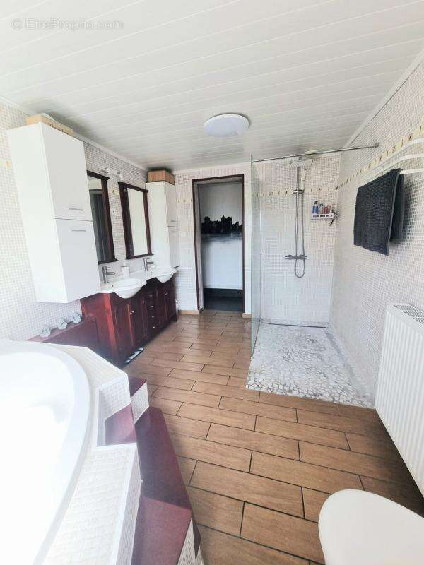 Maison à MARETZ