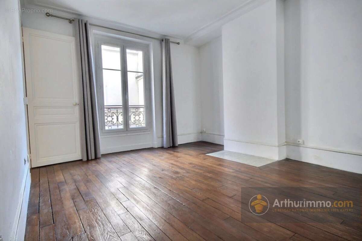Appartement à PARIS-12E