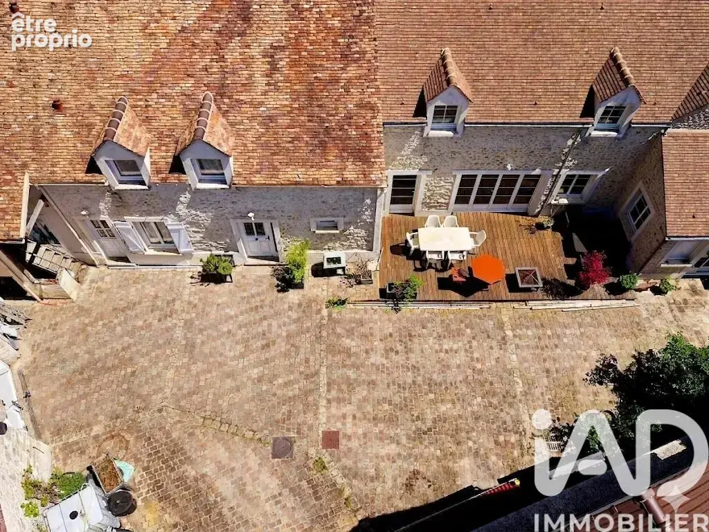 Photo 1 - Maison à URY