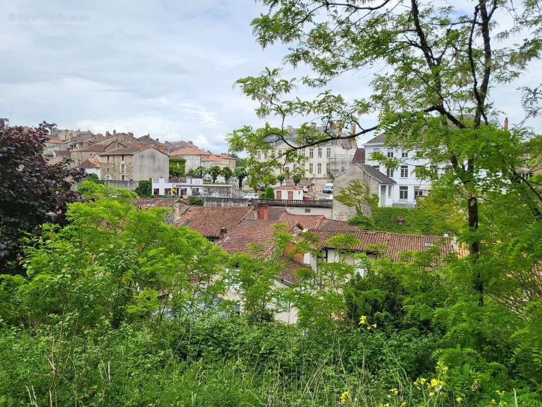 Maison à NONTRON