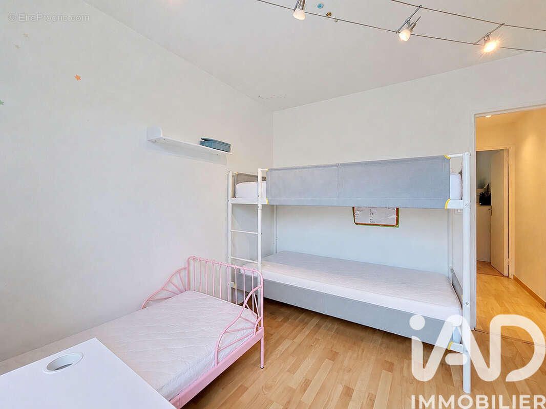 Photo 6 - Appartement à LE PLESSIS-TREVISE