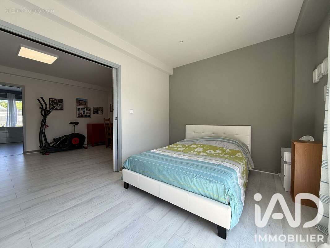 Maison 228 m² à Kervignac  - photo 8
