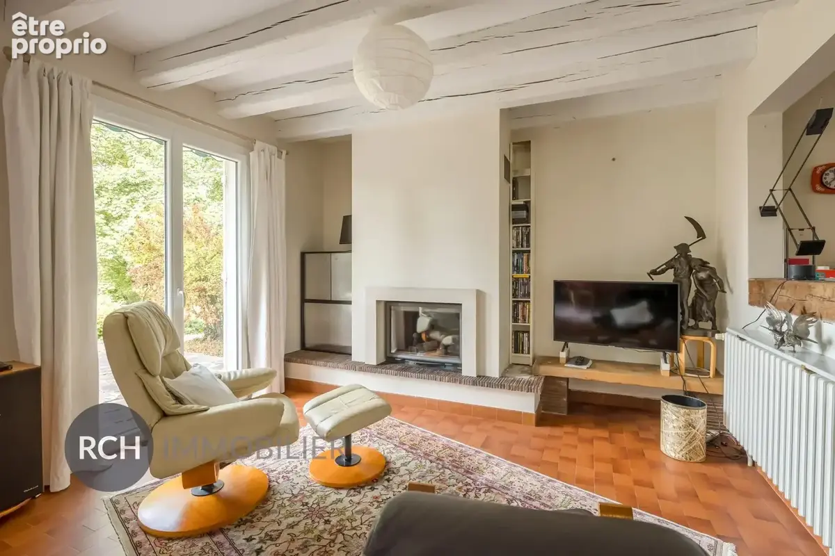 Exclusivité - Secteur Thoiry - Charmante Maison au calme avec vue dégagée - photo 7