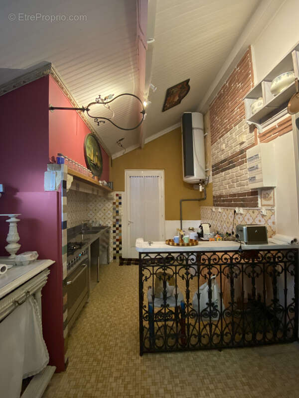 Maison à MAIZIERES-LA-GRANDE-PAROISSE