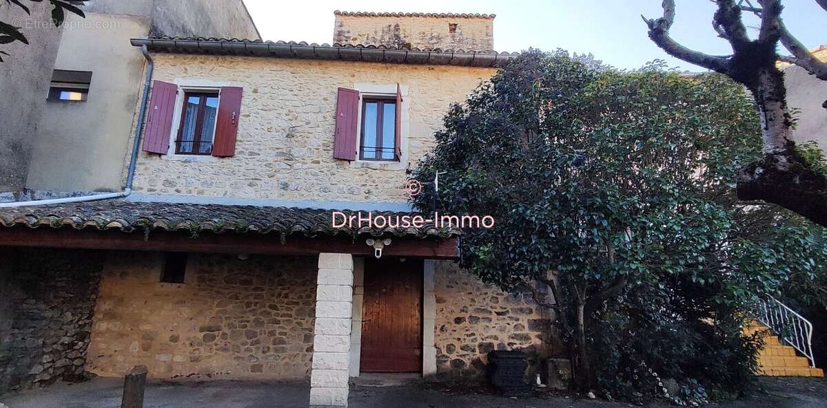 Maison à GOUDARGUES