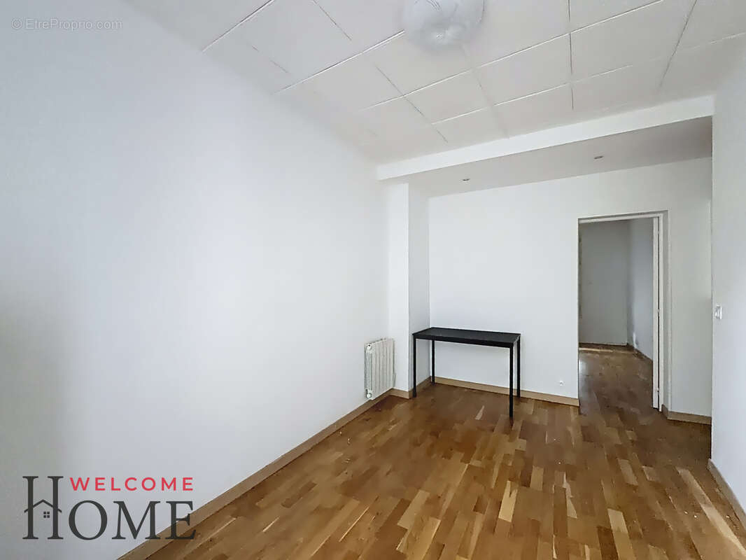 Appartement à LEVALLOIS-PERRET