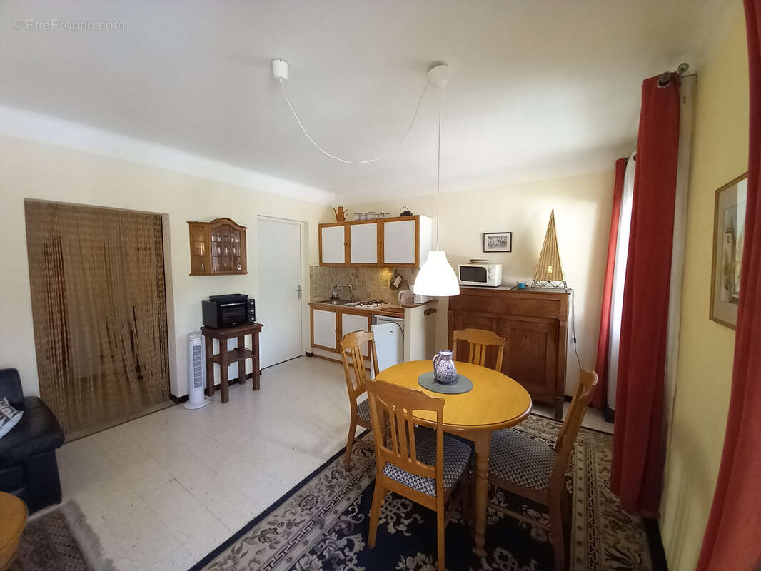 Maison à LAMALOU-LES-BAINS