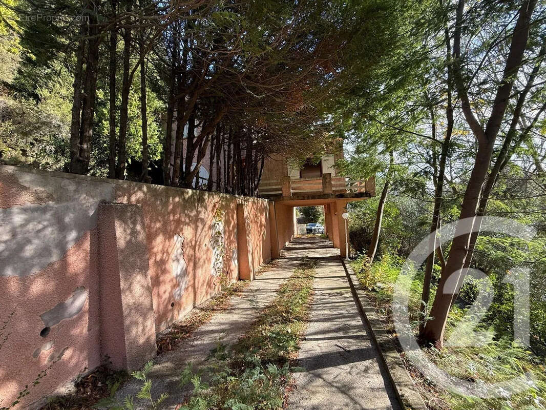 Maison à SANTA-MARIA-DI-LOTA