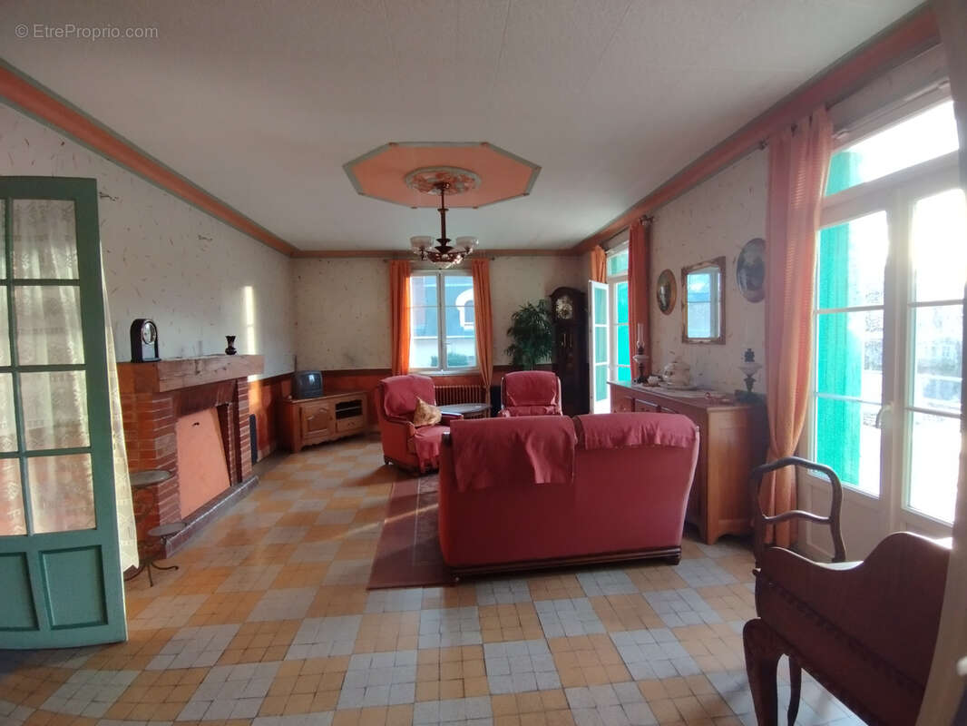 Maison à CLOYES-SUR-LE-LOIR