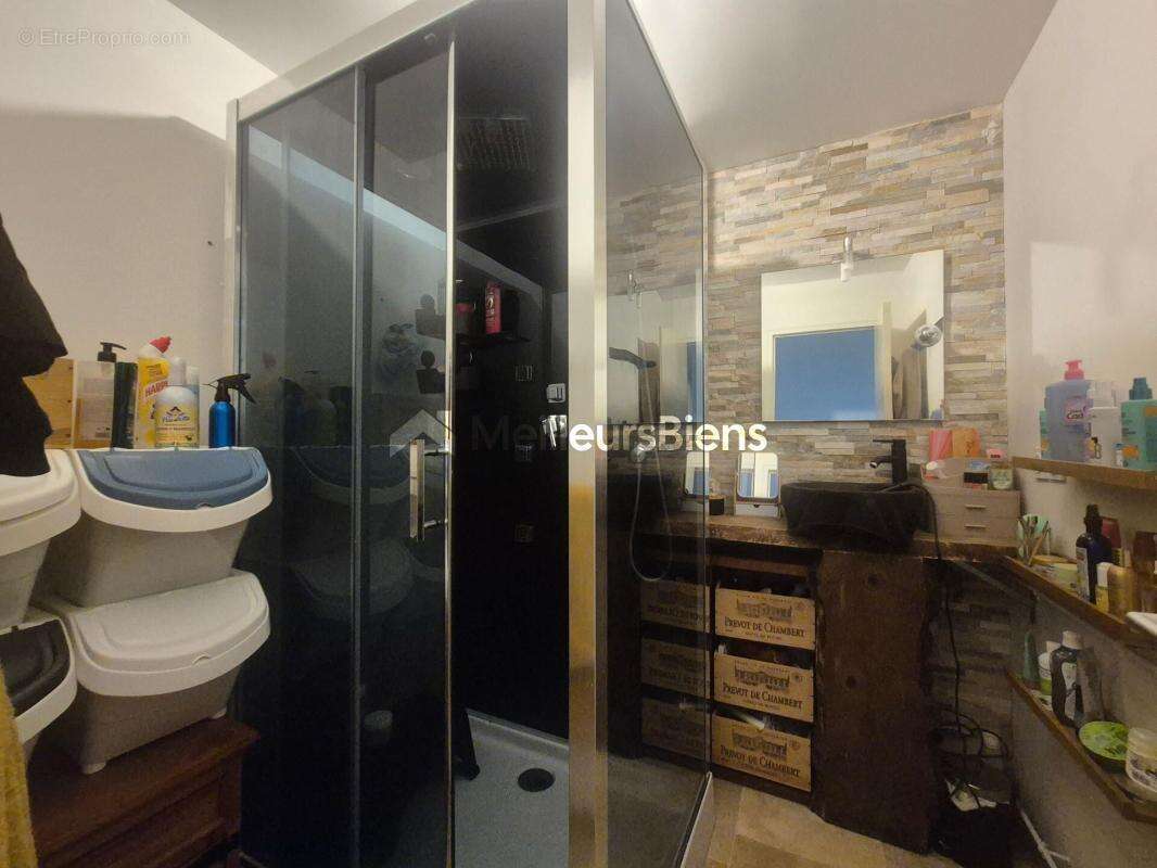 Maison mitoyenne de 80m², 4 pièces, 2 chambres sur un terrain de 354m² - photo 9