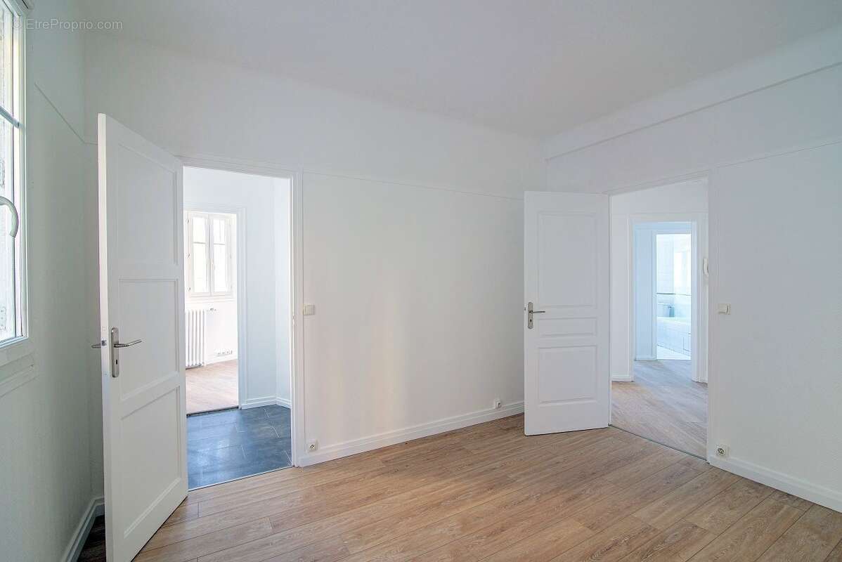Appartement à COLOMBES